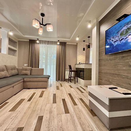 Apartpoltava Розкішна Студія З Кутовою Ванною, 1-Й Будинок Біля Корпусного Парку, Панорамний Балкон 外观 照片